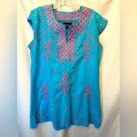 Madison Mathews Size Medium Embroidered Mini Shift Cotton Dress Aqua Pink - Picture 1 of 6